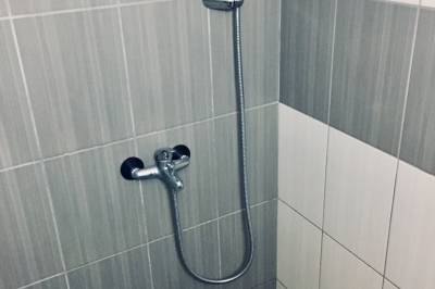 Apartmán Majo – kúpeľňa so sprchovacím kútom a toaletou, Privát Majo***, Liptovský Mikuláš