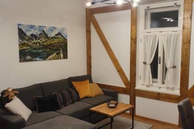Apartmán 6 – obývačka s gaučom (prístelka pre 2 osoby), Vila Kollár Apartmány, Vysoké Tatry