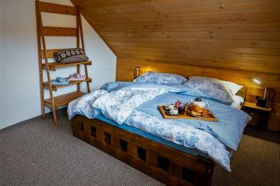 Spálňa s manželskou posteľou, Chalúpka na Lúke, Demänovská Dolina