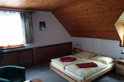 Chata Aneta – spálňa s manželskou posteľou, Chaty Anna &amp; Aneta, Námestovo