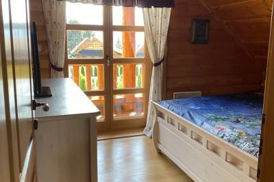 Spálňa s manželskou posteľou, Zrub Kubko, Liptovský Trnovec