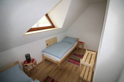 Apartmán č. 1 - spálňa s 1-lôžkovými posteľami, Chata Hôrka, Zálesie