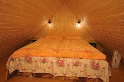 Dovolenkový dom 3-spálňový - spálňa s manželskou posteľou, Ubytovanie u Maroša, Kežmarok