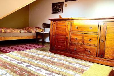 Dovolenkový dom 4-spálňový - spálňa s 1-lôžkovými posteľami, Ubytovanie u Maroša, Kežmarok