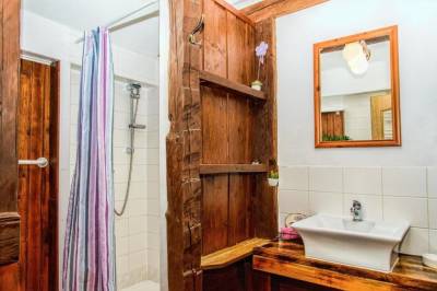Dovolenkový dom 4-spálňový - kúpeľňa so sprchovacím kútom, Ubytovanie u Maroša, Kežmarok