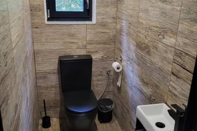 Samostatná toaleta, Chata Jahôdka, Pribylina