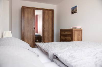 Spálňa s manželskou posteľou, Apartmán Lopi, Vysoké Tatry