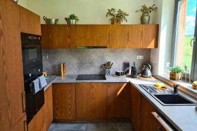 Kuchyňa, WOODPARK - Chata Olejkárka, Valča