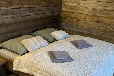 Spálňa s manželskou posteľou, Villa Kriváň, Pribylina