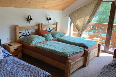 Spálňa s 1-lôžkovými posteľami a prístelkou, Chata Bachledka, Ždiar