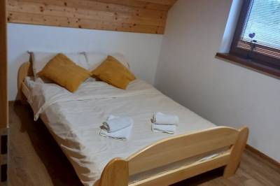 Spálňa s manželskou posteľou, Chata relax, Pribylina