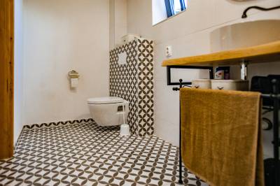 Kúpeľňa, prízemie, Chata pri Belianskom tajchu, Banská Štiavnica