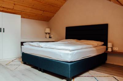 Family + mezonet 29 - spálňa s manželskou posteľou, Villa Erdődy Resort, Oravská Lesná