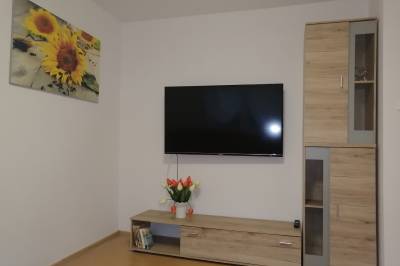 LCD TV v obývačke, Chalupa pod Roháčmi, Habovka