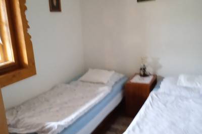 Spálňa s dvomi oddelenými lôžkami, Chalupa u Murina, Osturňa