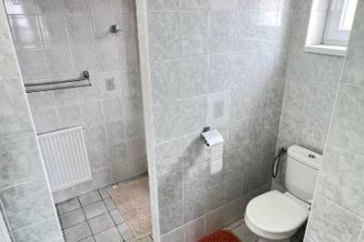 Dvojlôžková izba Superior - kúpeľňa s toaletou, Nice loft - Prešov, Ľubotice