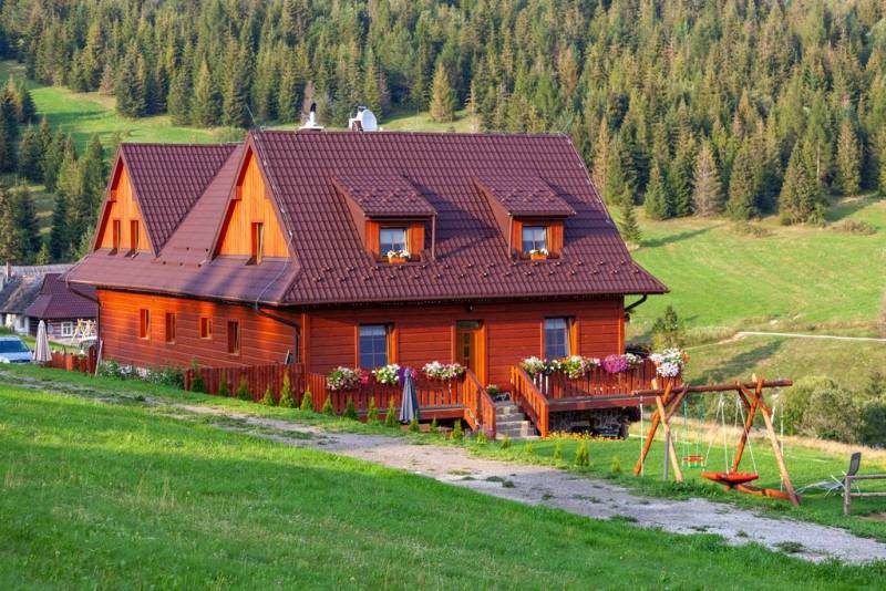 Raj na zemi :), Chata Srdcovka (predtým Privat Bachledova dolina), Ždiar