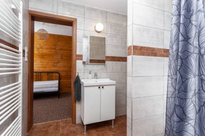 Spoločná kúpeľňa pre izbu č. 1 a izbu č. 3, Chata Srdcovka (predtým Privat Bachledova dolina), Ždiar