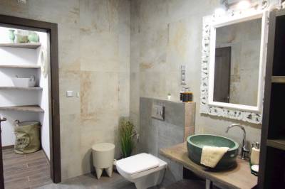 Kúpeľňa s toaletou, Chalupa Toscana, Valča