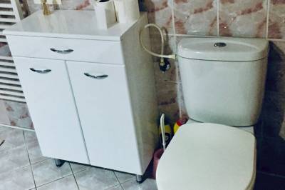 2-lôžková izba č.1 – kúpeľňa so sprchovacím kútom a toaletou, Privát Majo***, Liptovský Mikuláš