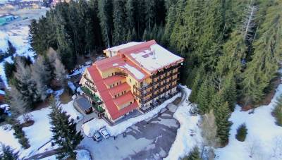 Pohľad z dronu na dom, Ski apartmány Spiežovec, Donovaly