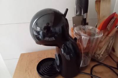 Domček pri jazierku, Ábelová