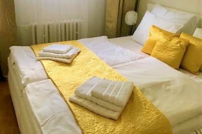 Spálňa s manželskou posteľou, Apartmán Amália***, Banská Bystrica