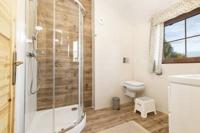 Apartmán Poľana - kúpeľňa so sprchovacím kútom a toaletou, Drevenice Liptov, Lazisko