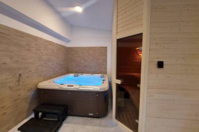 Vírivka a sauna v ubytovaní, Chalúpka ADA Kubínska hoľa, Dolný Kubín