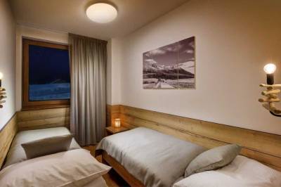 Apartmány LUXURY DELUXE – spálňa s dvomi 1-lôžkovými posteľami, Chalets Minerália, Demänovská Dolina