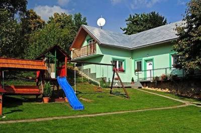 Ubytovanie v obci Kalameny blízko termálneho prameňa a aquaparku, Chalupa u Miškov, Kalameny