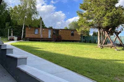 Drevený mobilný dom - exteriér ubytovania s parkoviskom v obci Skalité, Chata a Luxusný drevený mobilný dom Vreščovské Sedlo, Skalité