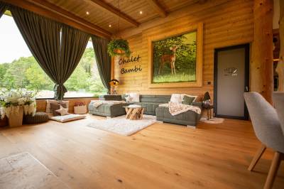 Obývačka s gaučom, Chalets Valča - Chalet Bambi, Valča