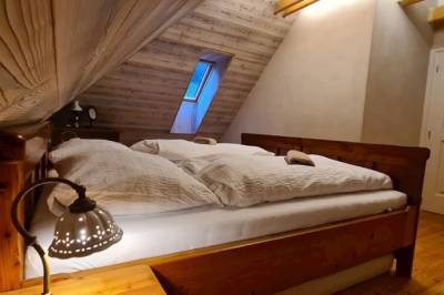 Apartmán č. 3 – spálňa s manželskou posteľou, Chata pod javormi - Magurka, Partizánska Ľupča
