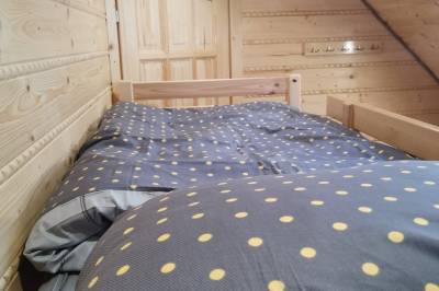 Spálňa s 1-lôžkovou posteľou a poschodovou posteľou, Chata Martina, Ždiar