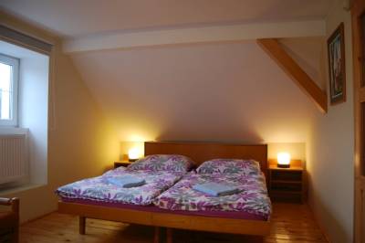 Spálňa s manželskou posteľou, Chalupa u Valiky, Podtureň