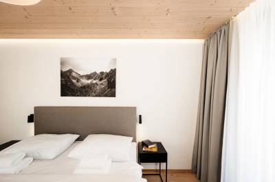 Apartmán 4+ panorama - spálňa s manželskou posteľou, Tri vody Apartments, Liptovský Mikuláš