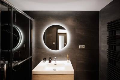 Apartmán 4+ panorama - vybavenie kúpeľne, Tri vody Apartments, Liptovský Mikuláš