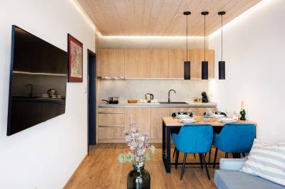 Apartmán 2+ family - plne vybavená kuchyňa s jedálenským sedením, Tri vody Apartments, Liptovský Mikuláš