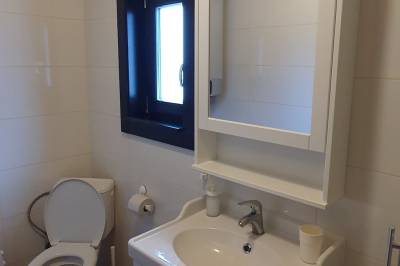 Kúpeľňa s toaletou, Chata pod Urbanovým vrchom, Čierny Balog