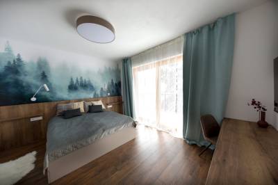 Spálňa s manželskou posteľou, 2 prístelkami a TV, Apartmán SNOW, Oravská Lesná