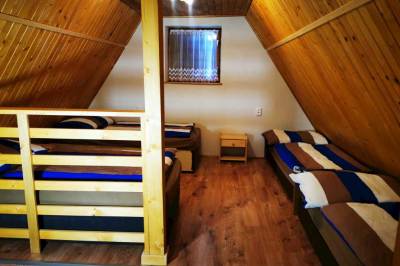 Spálňa so štyrmi 1-lôžkovými posteľami, Chata Krpáčovo 3780, Horná Lehota
