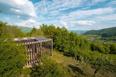 Exteriér a okolie, Kutica 3, Nová Baňa