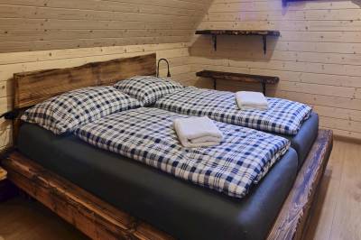 Spálňa s manželskou posteľou, Chata Mária Demänová pod horou, Demänovská Dolina