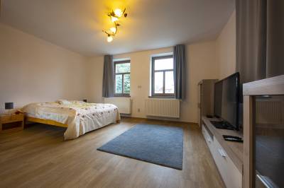 Spálňa s manželskou posteľou, Guest House Mengsdorf, Mengusovce