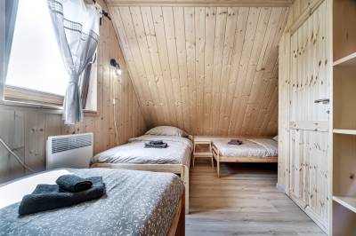 Spálňa s tromi 1-lôžkovými posteľami, Chata Aninka, Liptovská Anna