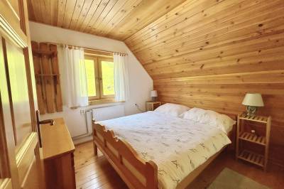 Drevenica Kozinec, Zázrivá