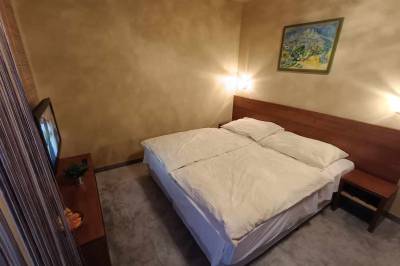 Apartmán s manželskou posteľou a TV, F Lomnici, Veľká Lomnica
