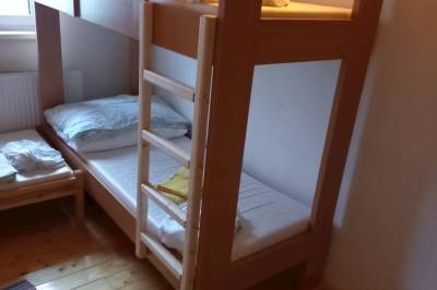 Spálňa s poschodovou posteľou, Chata Šimka, Oravská Lesná