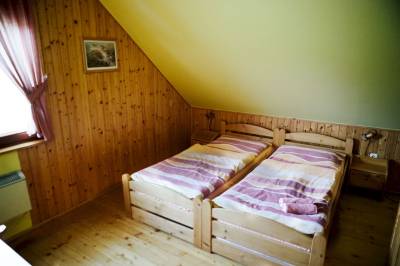 Apartmán s 2 spálňami - spálňa s manželskou posteľou, Horáreň Biela skala, Zuberec